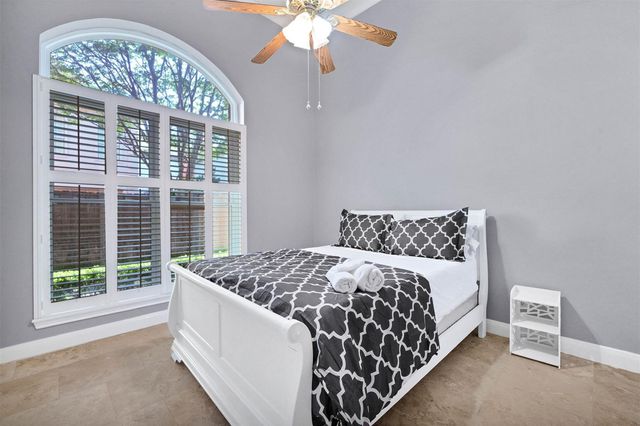 1802 Potomac Drive C, Houston, TX 77057