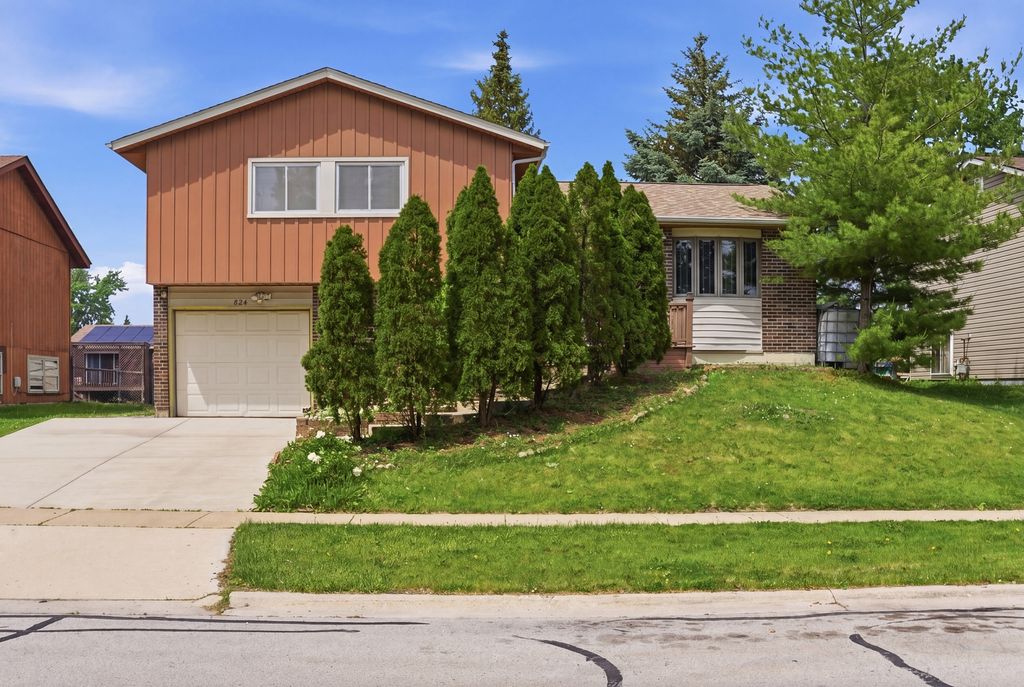 824 Oakton Avenue, Romeoville, IL 60446