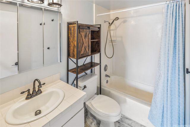 2333 Kapiolani Boulevard 1607, Honolulu, HI 96826