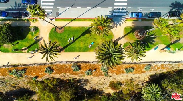 802 3rd Street B, Santa Monica, CA 90403