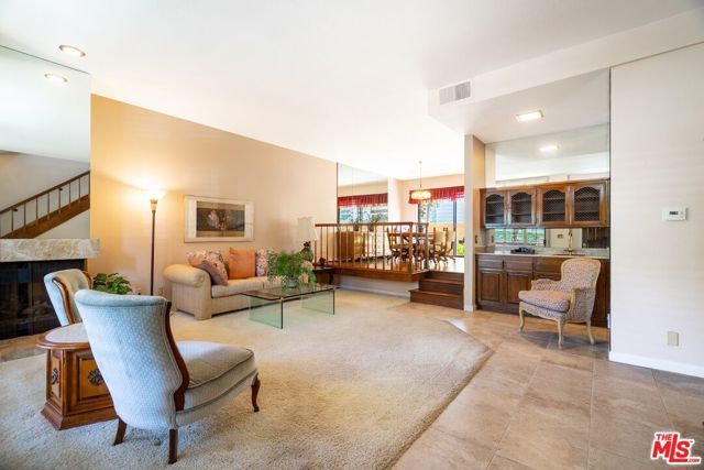 802 3rd Street B, Santa Monica, CA 90403