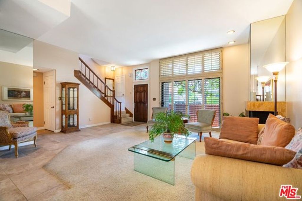 802 3rd Street B, Santa Monica, CA 90403