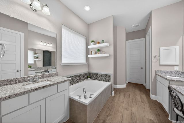 5819 Sweetwater Way, San Antonio, TX 78253