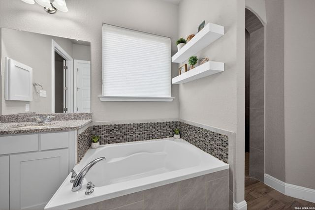 5819 Sweetwater Way, San Antonio, TX 78253