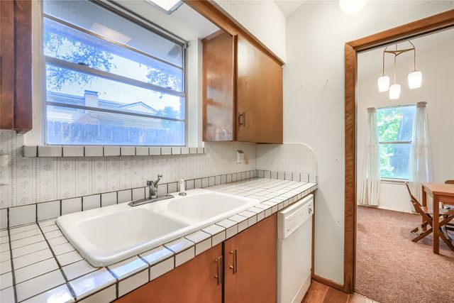 10615 Swallow Lane, Dallas, TX 75218