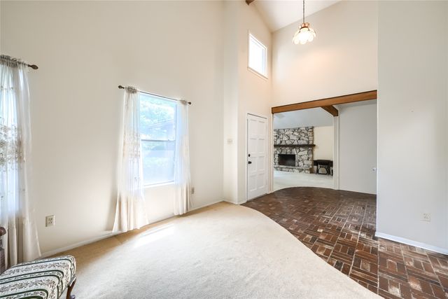 10615 Swallow Lane, Dallas, TX 75218