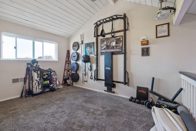 4211 W Nicholas Avenue, Visalia, CA 93291