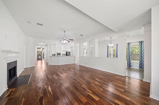 3506 Miraglen Drive, Pearland, TX 77584