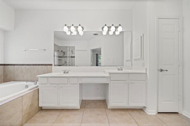 3506 Miraglen Drive, Pearland, TX 77584
