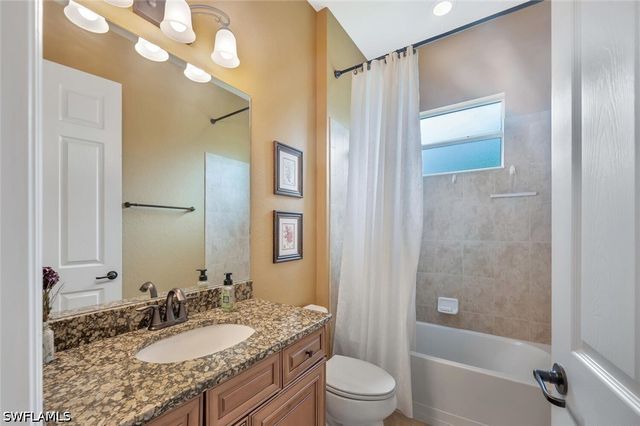 21093 Torre Del Lago ST, Estero, FL 33928