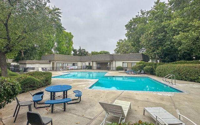 192 Oakbrook Circle, San Jose, CA 95139
