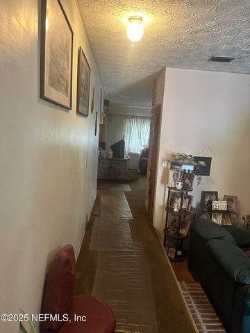 1410 LILA Avenue, Jacksonville, FL 32208