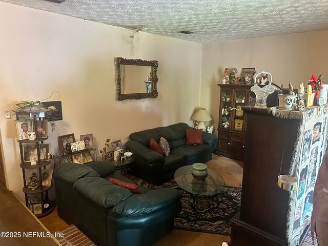 1410 LILA Avenue, Jacksonville, FL 32208