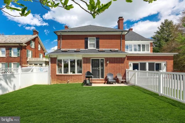 206 EICHELBERGER ST, Hanover, PA 17331