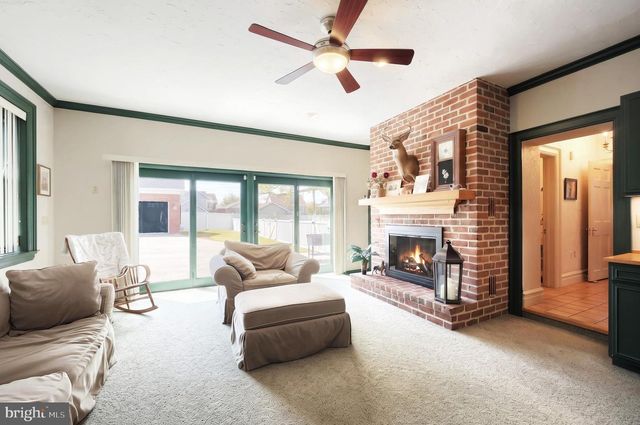206 EICHELBERGER ST, Hanover, PA 17331