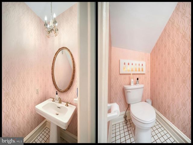 206 EICHELBERGER ST, Hanover, PA 17331