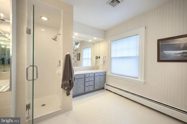 206 EICHELBERGER ST, Hanover, PA 17331