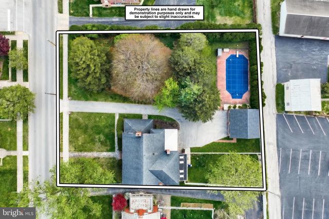 206 EICHELBERGER ST, Hanover, PA 17331