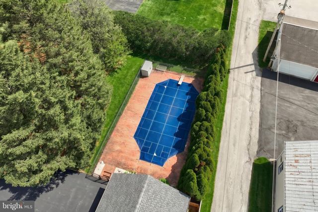 206 EICHELBERGER ST, Hanover, PA 17331