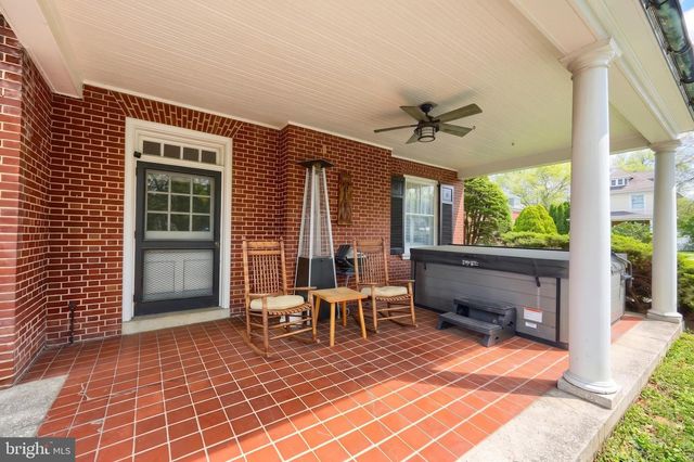 206 EICHELBERGER ST, Hanover, PA 17331