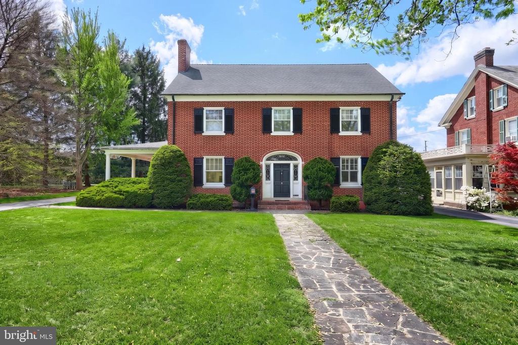 206 EICHELBERGER ST, Hanover, PA 17331