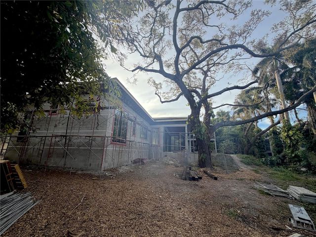 2100 MCCLELLAN PARKWAY, Sarasota, FL 34239