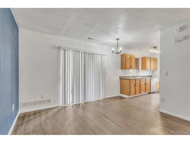 2277 S Buckley Rd 102, Aurora, CO 80013