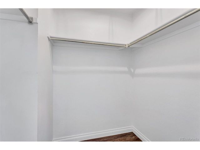 2277 S Buckley Rd 102, Aurora, CO 80013