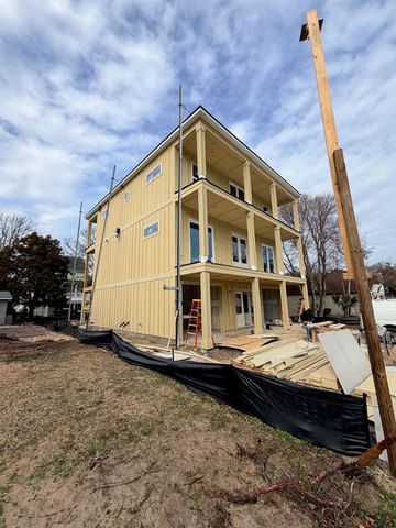 1308 Holly Dr., North Myrtle Beach, SC 29582