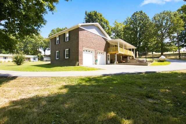 1214 Rainbow Cir, Westmoreland, TN 37186