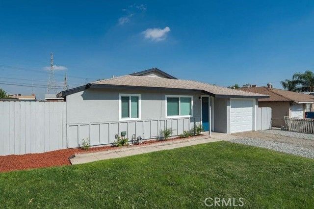 18222 10th, Bloomington, CA 92316