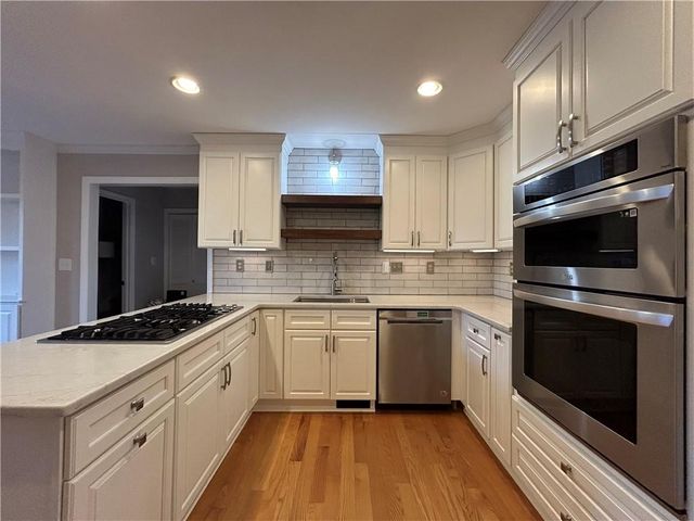 461 Berrypatch SE Lane, Marietta, GA 30067