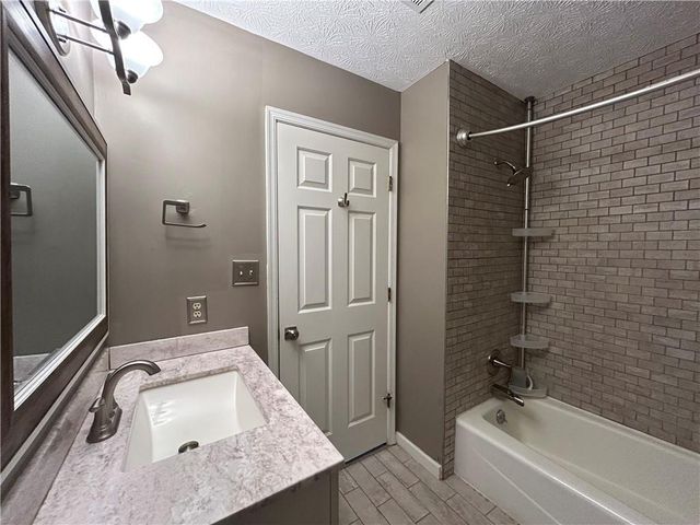 461 Berrypatch SE Lane, Marietta, GA 30067