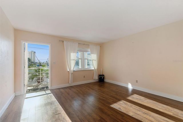 4565 DUHME ROAD 203, St Petersburg, FL 33708