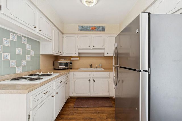 4565 DUHME ROAD 203, St Petersburg, FL 33708