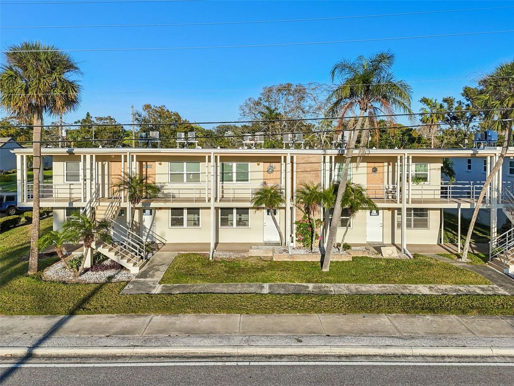 4565 DUHME ROAD 203, St Petersburg, FL 33708