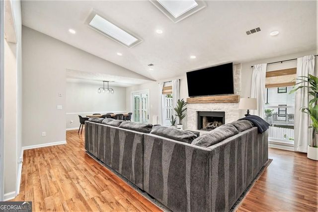 1118 Capital Club Circle, Brookhaven, GA 30319
