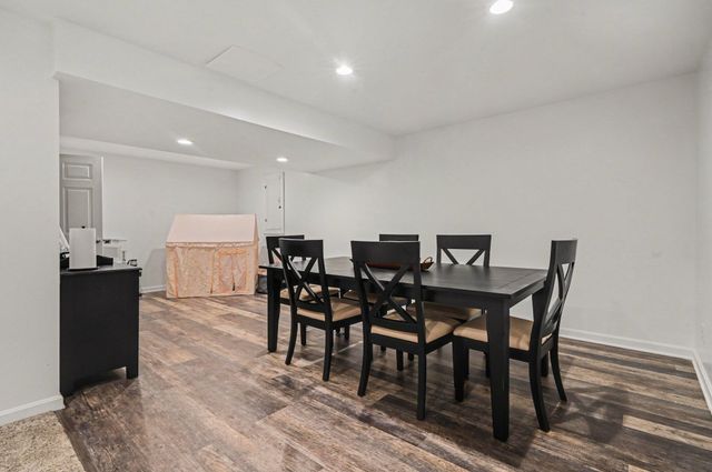 7513 Roxbury, Florence, KY 41042