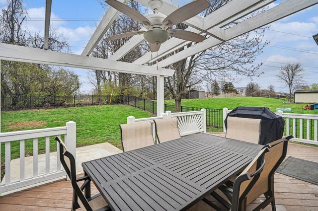 7513 Roxbury, Florence, KY 41042