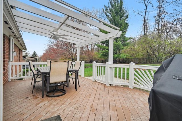 7513 Roxbury, Florence, KY 41042