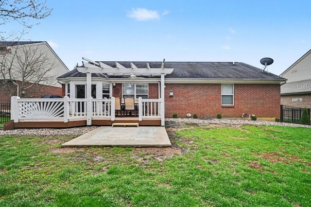 7513 Roxbury, Florence, KY 41042