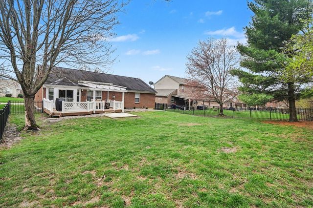 7513 Roxbury, Florence, KY 41042