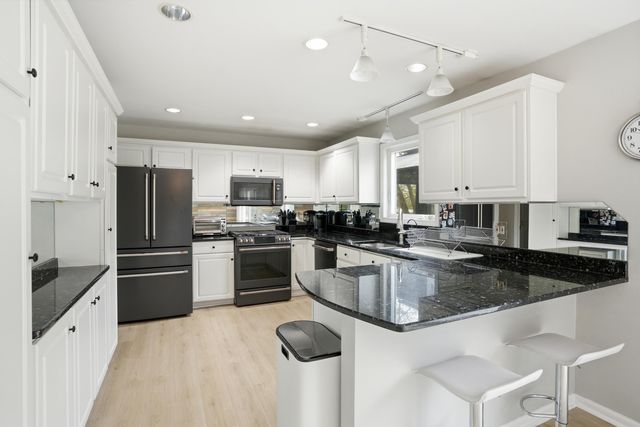 12025 Heron Lake Road, St. John, IN 46373