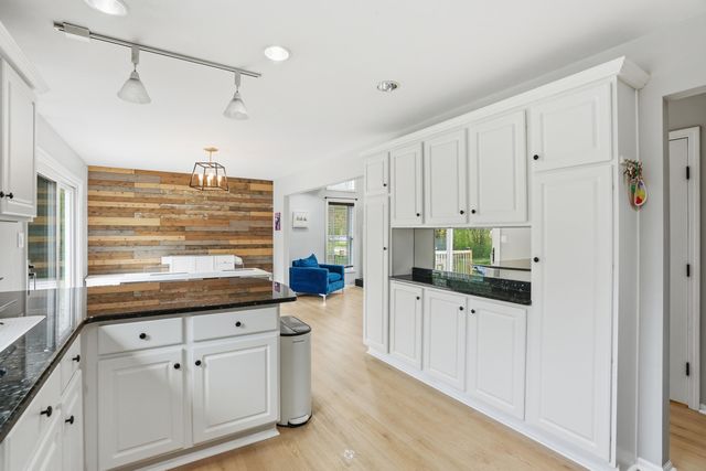 12025 Heron Lake Road, St. John, IN 46373