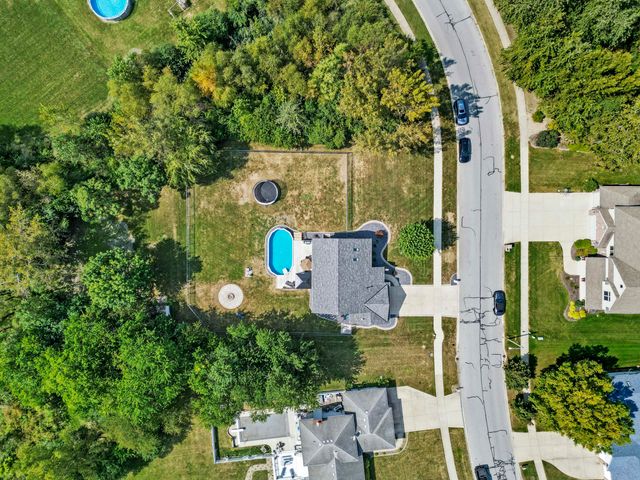 12025 Heron Lake Road, St. John, IN 46373