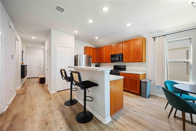 12008 Walter Burton Way, Houston, TX 77048