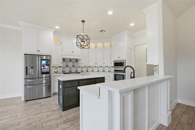 701 NW 197th Street, Edmond, OK 73012