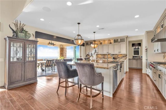 16727 Pienza Court, Riverside, CA 92503