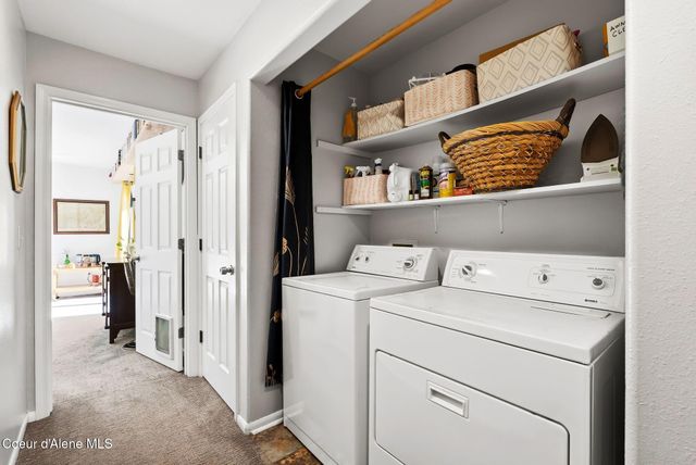 1610 Hemlock CT, Sandpoint, ID 83864