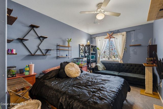 1610 Hemlock CT, Sandpoint, ID 83864